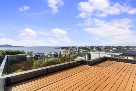 Photo of property in 24 Beach Road, Castor Bay, Auckland, 0620