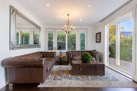 Photo of property in 290 Jervois Road, Herne Bay, Auckland, 1011