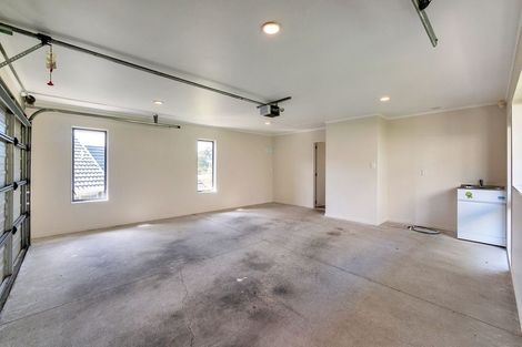 Photo of property in 16 Lizzie Lane, Clover Park, Auckland, 2019