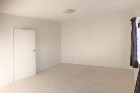Photo of property in 52 Tiverton Road, Avondale, Auckland, 0600