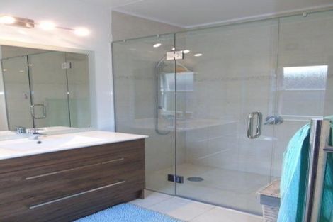 Photo of property in 415 Fergusson Drive, Heretaunga, Upper Hutt, 5018