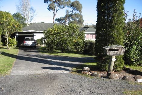 Photo of property in 33 Kemp Road, Kerikeri, 0230