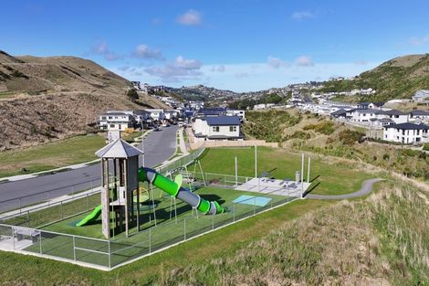 Photo of property in 61 Rochdale Drive, Churton Park, Wellington, 6037