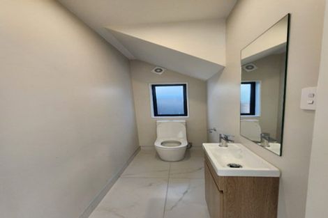 Photo of property in 26a Friesian Drive, Mangere, Auckland, 2022