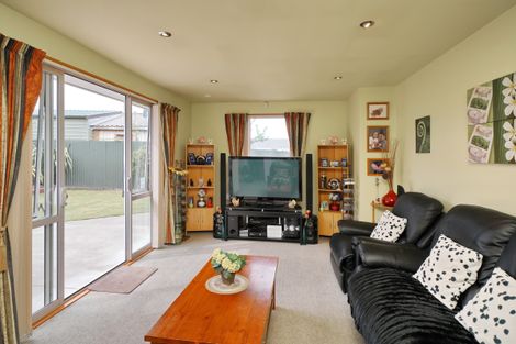Photo of property in 3 Symes Road, Hornby, Christchurch, 8042