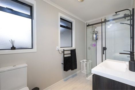 Photo of property in 19 Wyatt Avenue, Te Aroha, 3320