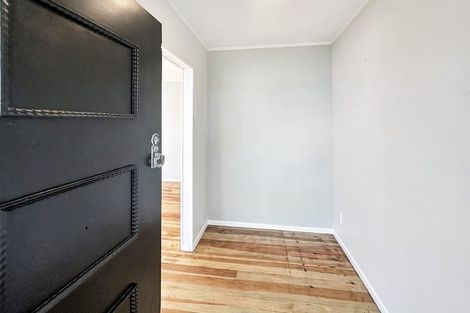 Photo of property in 11 Rowan Terrace, Te Atatu South, Auckland, 0610