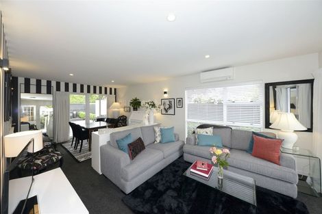 Photo of property in 5b Memorial Avenue, Ilam, Christchurch, 8053