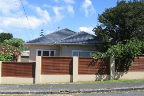Photo of property in 4 Puka Street, Onehunga, Auckland, 1061