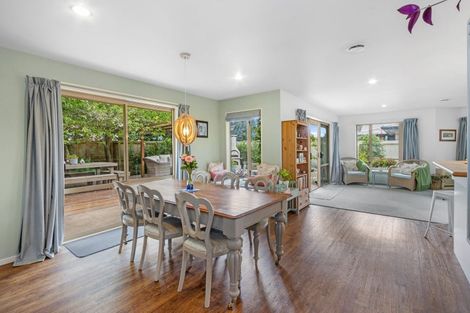 Photo of property in 18 Elmslie Grove, Halswell, Christchurch, 8025