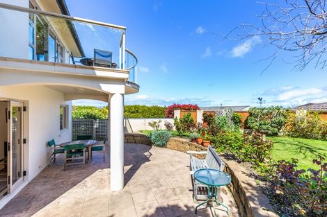 Photo of property in 2/31 Kurupae Road, Hilltop, Taupo, 3330
