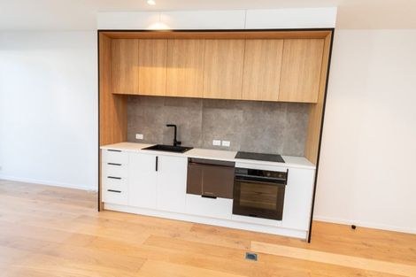 Photo of property in 2/62 Cambridge Terrace, Papatoetoe, Auckland, 2025