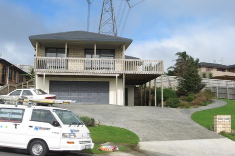 Photo of property in 31 Mt Lebanon Crescent, The Gardens, Auckland, 2105