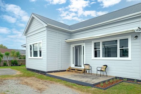 Photo of property in 460 Aberdeen Road, Te Hapara, Gisborne, 4010