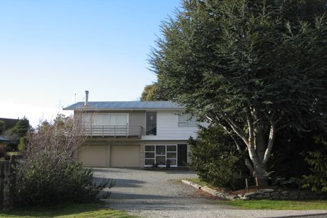 Photo of property in 165 Beacon Point Road, Wanaka, 9305