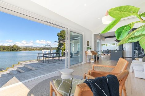 Photo of property in 1 Fourteenth Avenue, Tauranga South, Tauranga, 3112