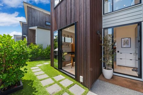 Photo of property in 11 Oioi Road, Hobsonville, Auckland, 0616