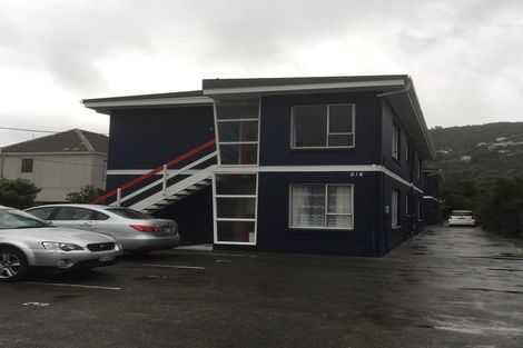 Photo of property in 2/218 Onepu Road, Lyall Bay, Wellington, 6022