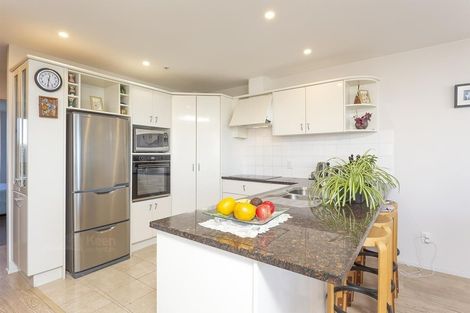 Photo of property in Mon Desir Apartments, 5/175g Hurstmere Road, Takapuna, Auckland, 0622