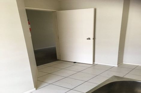 Photo of property in 8 Belcoo Crescent, East Tamaki, Auckland, 2013