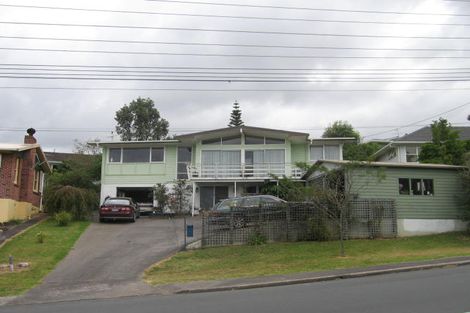 Photo of property in 29 Chivalry Road, Glenfield, Auckland, 0629
