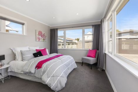 Photo of property in 28 Pilmuir Street, Hutt Central, Lower Hutt, 5010