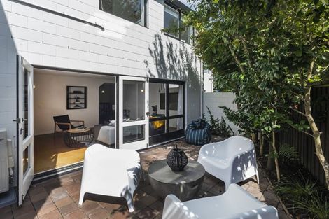 Photo of property in 2/16 Rossall Street, Merivale, Christchurch, 8014