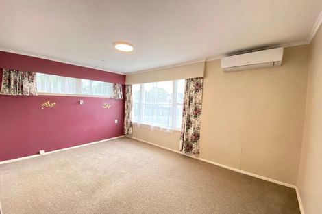 Photo of property in 19 Blease Street, New Lynn, Auckland, 0600