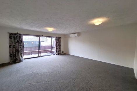 Photo of property in 2/51 Anzac Road, Browns Bay, Auckland, 0630