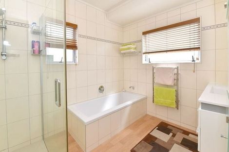 Photo of property in 34 Laurence Street, Manly, Whangaparaoa, 0930