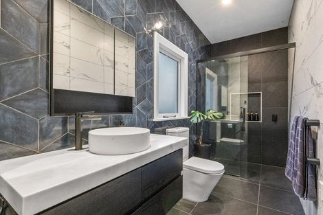 Photo of property in 6 Claremont Avenue, Papanui, Christchurch, 8053