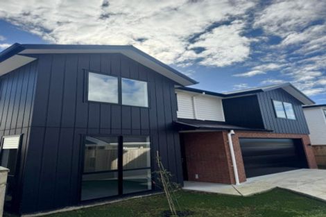 Photo of property in 6b Jern Place, Eastern Beach, Auckland, 2012