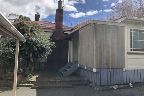 Photo of property in 31 Second Avenue, Avenues, Whangarei, 0110