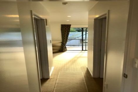 Photo of property in 14 The Avenue, Albany, Auckland, 0632