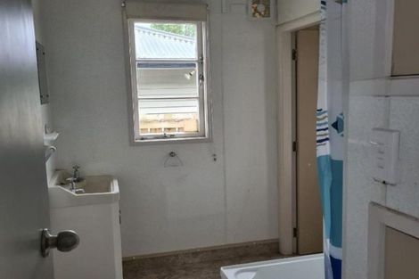 Photo of property in 4 Primrose Street, Frankton, Hamilton, 3204