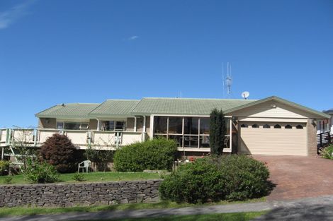 Photo of property in 1 Village Park Drive, Welcome Bay, Tauranga, 3112