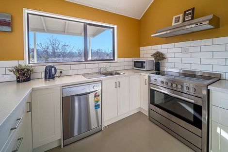 Photo of property in 43 Cheviot Street, Roxburgh, 9500