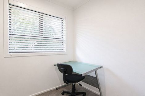 Photo of property in 56 Braid Road, St Andrews, Hamilton, 3200
