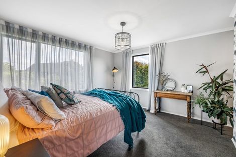 Photo of property in 16 Brackendale Place, Burnside, Christchurch, 8041