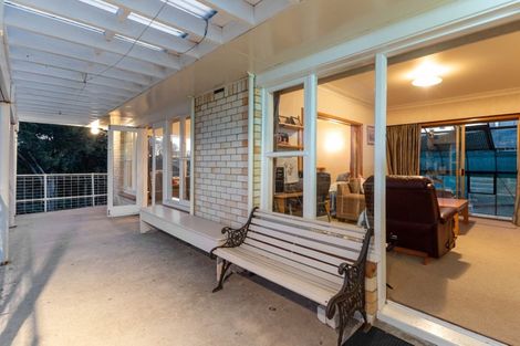 Photo of property in 83 Pupuke Road, Northcote, Auckland, 0627