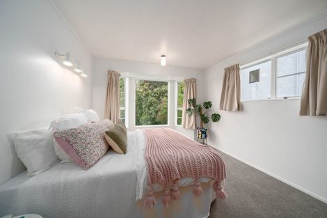 Photo of property in 10 Mallard Grove, Churton Park, Wellington, 6037
