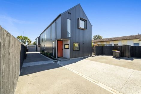 Photo of property in 2/42 Dickens Street, Addington, Christchurch, 8024