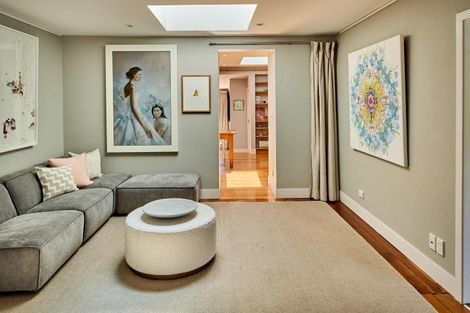 Photo of property in 386 Muritai Road, Eastbourne, Lower Hutt, 5013