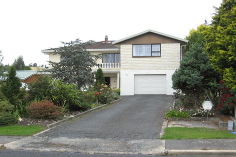 Photo of property in 58 Kinmont Crescent, Kinmont Park, Mosgiel, 9024
