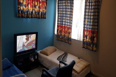 Photo of property in 10 Bridgefield Crescent, Flat Bush, Auckland, 2016