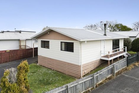 Photo of property in 1/81 Redcrest Avenue, Red Hill, Papakura, 2110