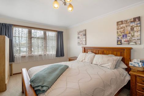 Photo of property in 25 Vernon Avenue, Takaro, Palmerston North, 4412