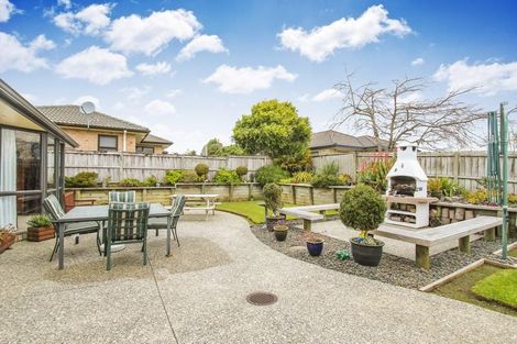 Photo of property in 26 Brittany Drive, Henderson, Auckland, 0612