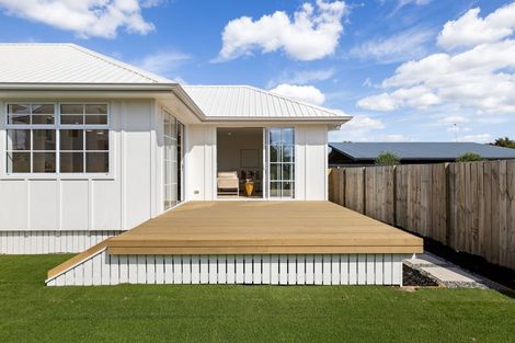 Photo of property in 74a Grey Street, Cambridge, 3434