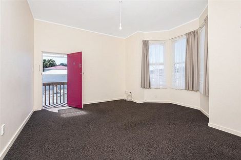 Photo of property in 4a/8 Howard Street, Mount Cook, Wellington, 6021